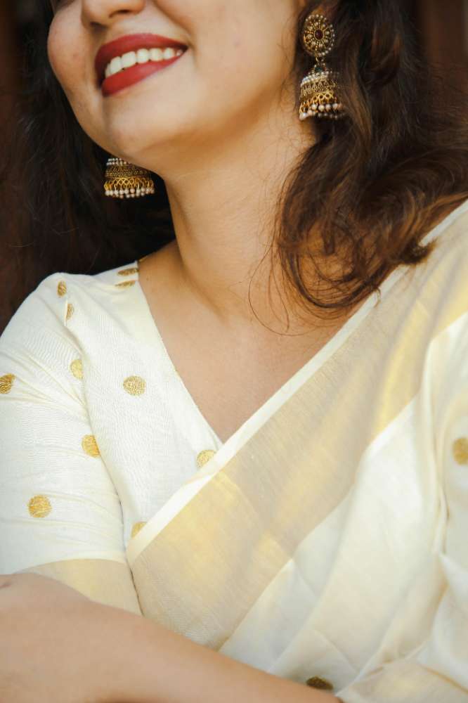 The Pearl Cart Polka Saree